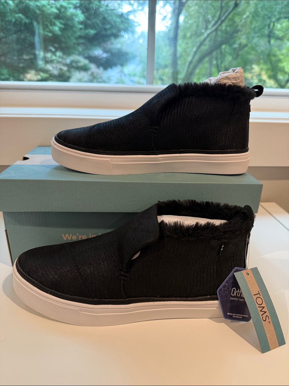 TOMS Paxton Black Faux Fur Lined Slip-On Women's Sneakers